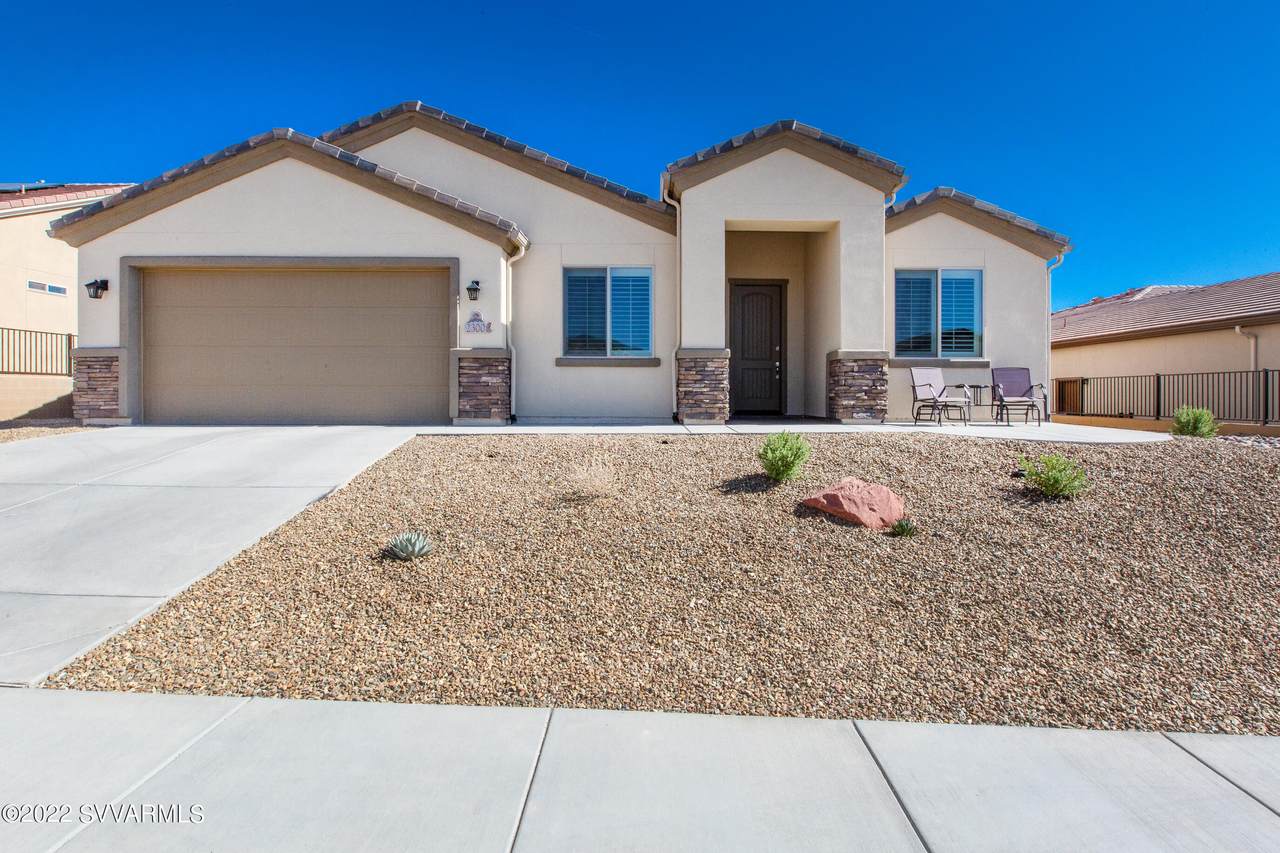 2300 Prospect Circle - Photo 1