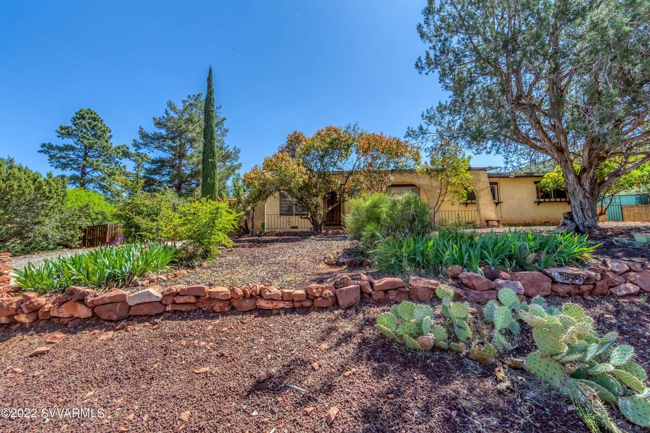 50 Park Circle - Photo 1