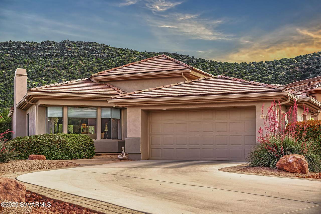 140 White Tail Drive - Photo 1