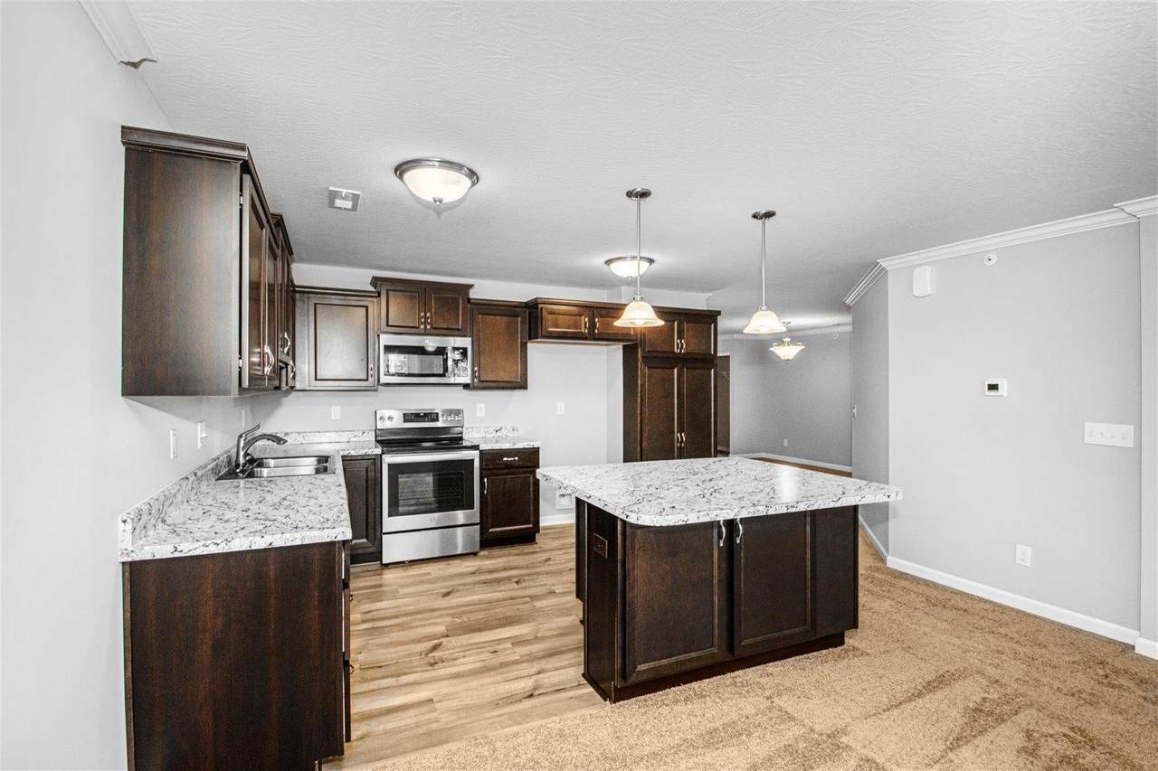 209 River Ridge - Photo 1