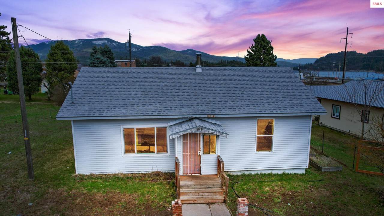 109 Washington - Photo 1