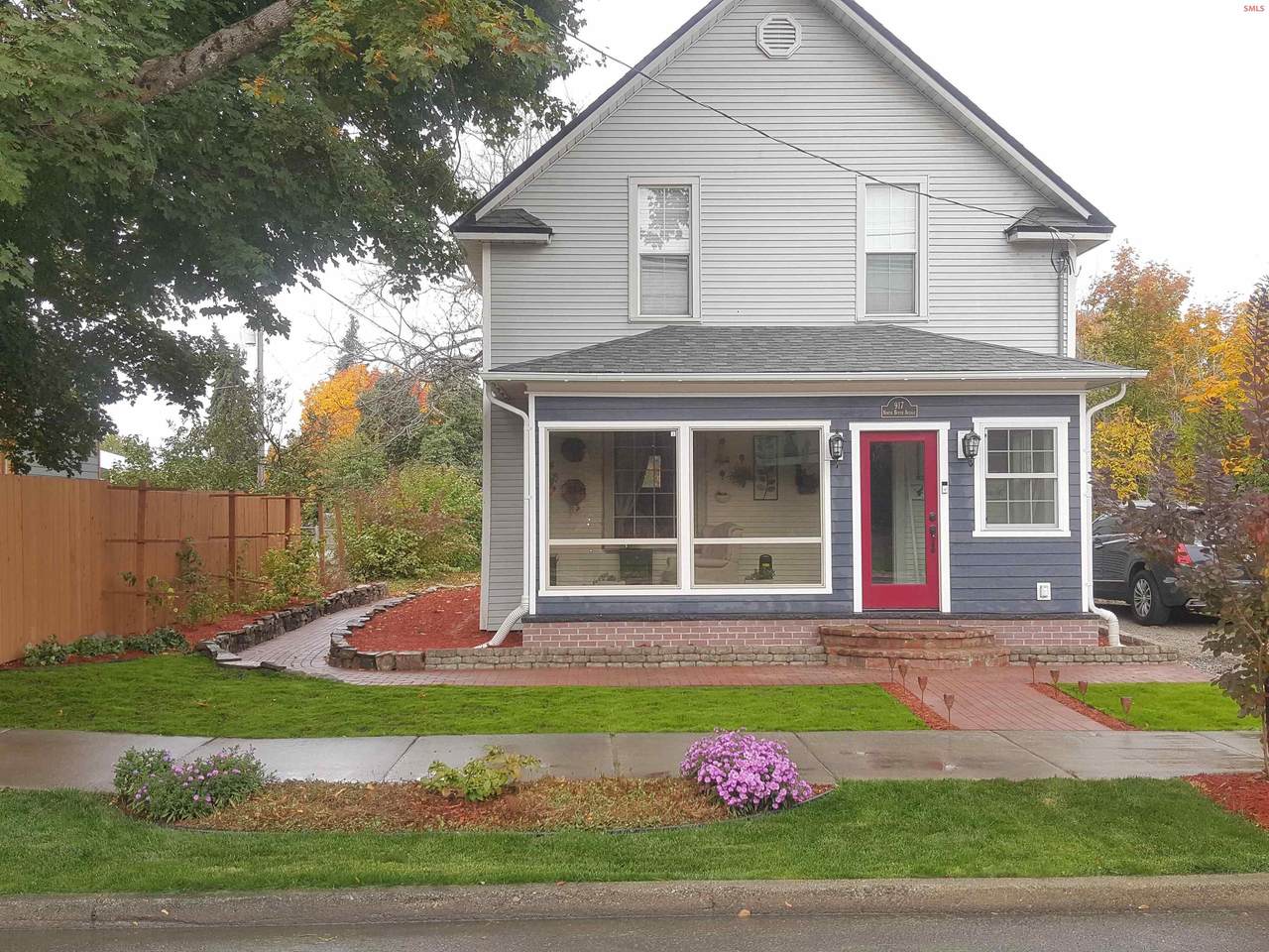 917 Boyer Ave - Photo 1
