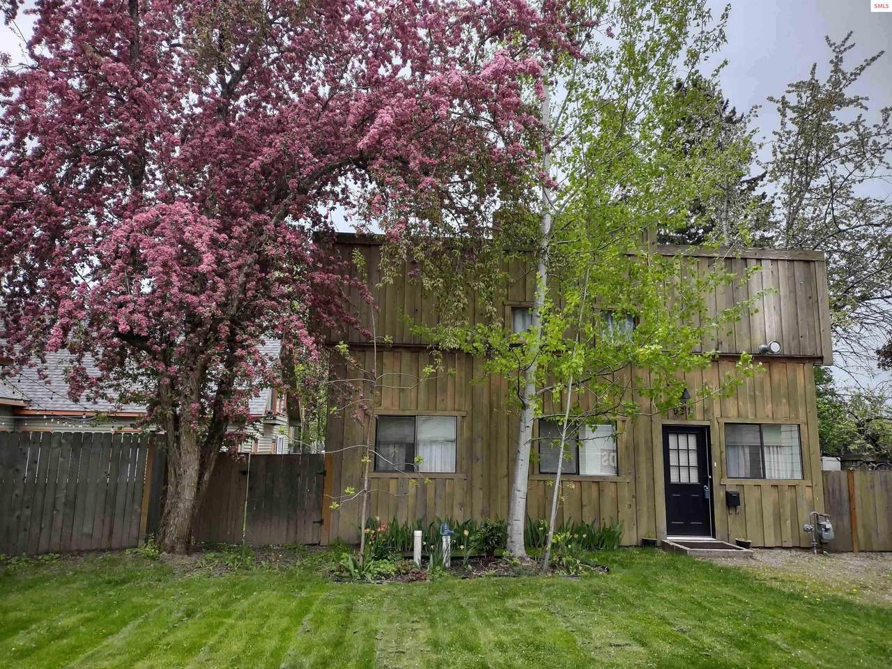 921 Lake St - Photo 1