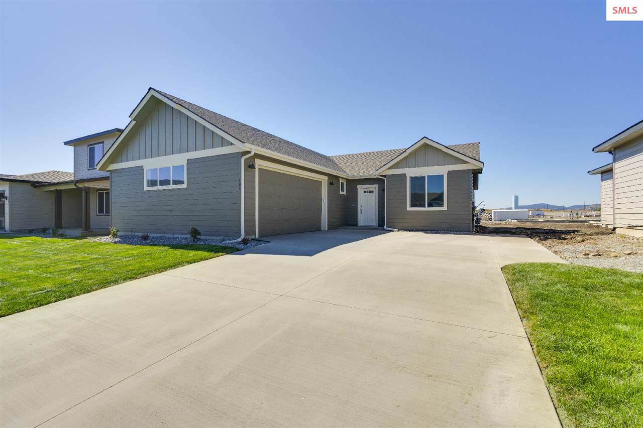 195 Olivewood Ln - Photo 1