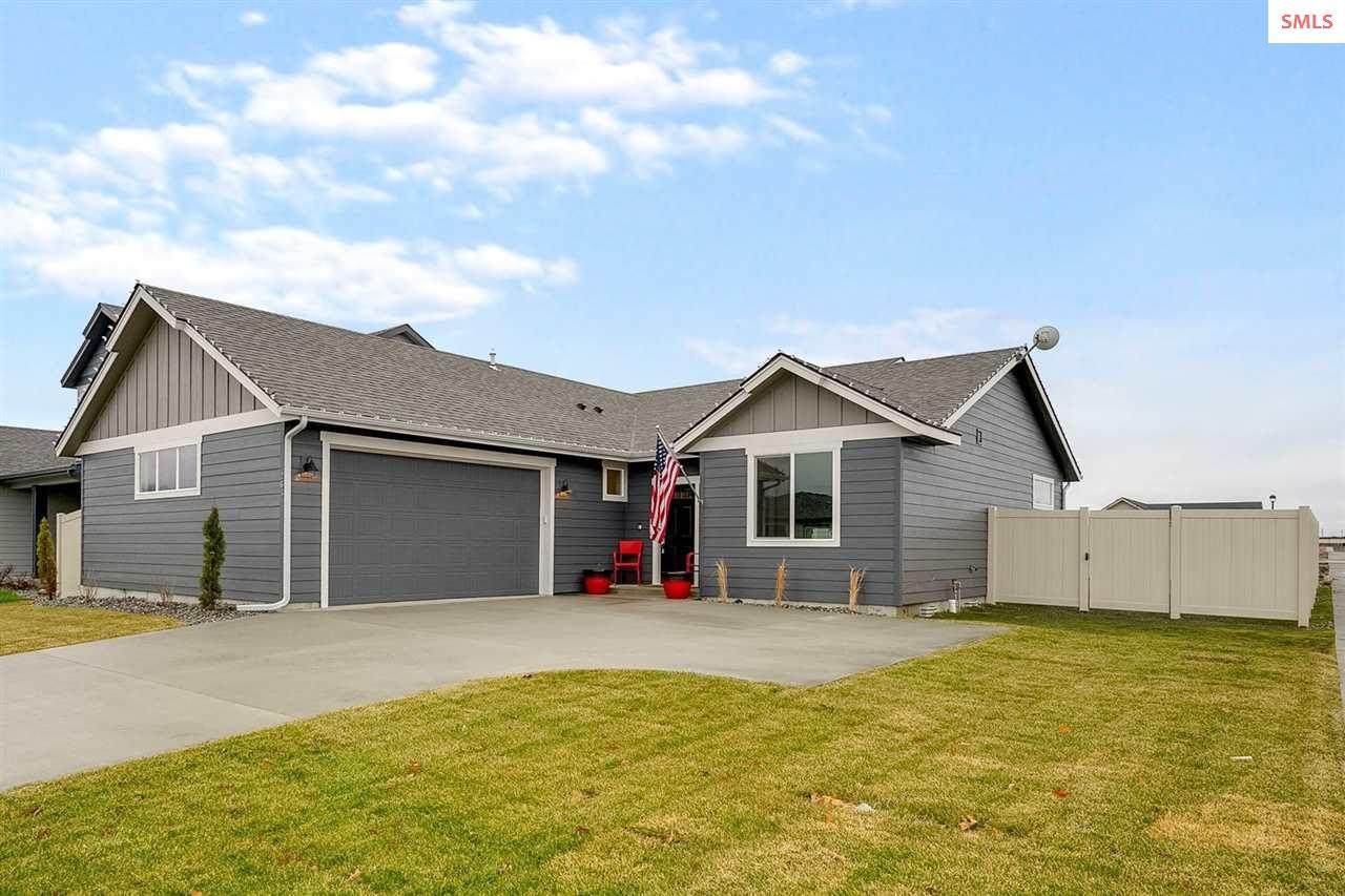 263 Olivewood Ln - Photo 1