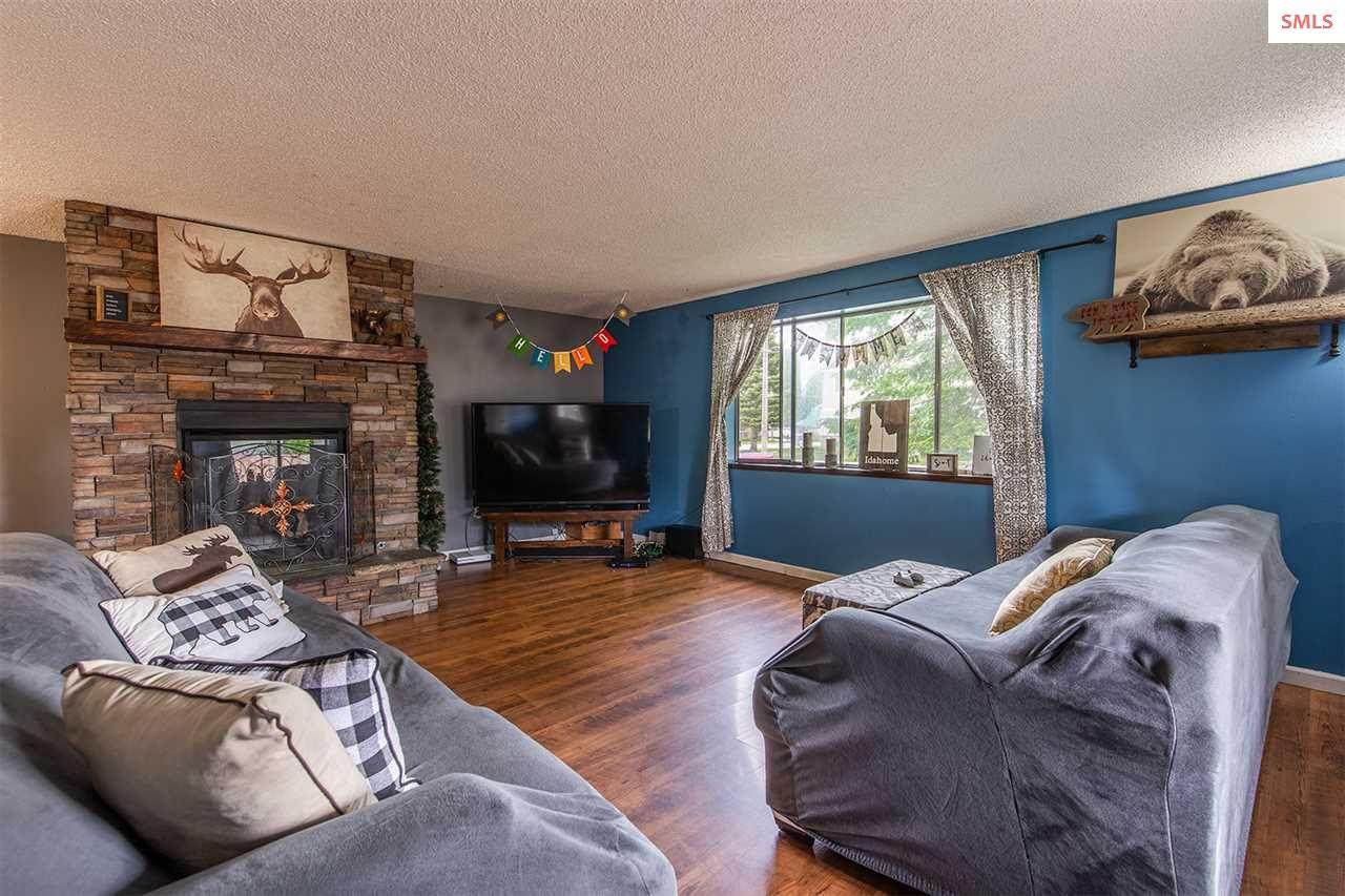 519 Division Ave. - Photo 1