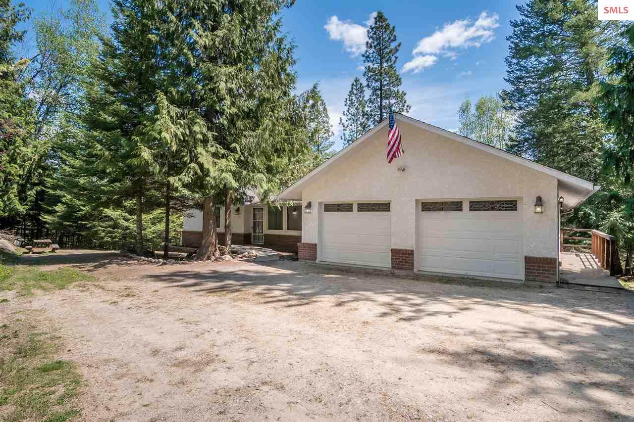 215 Fairway View Drive - Photo 1
