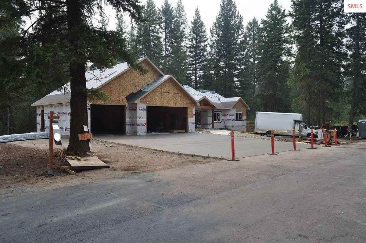 80 Parkland Drive - Photo 1