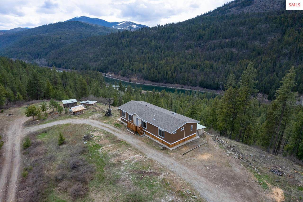 79714 Highway 2 - Photo 1