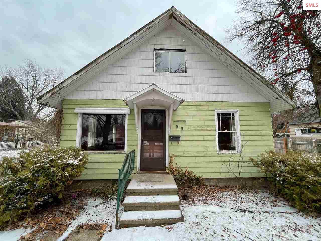 515 Lavina Ave - Photo 1
