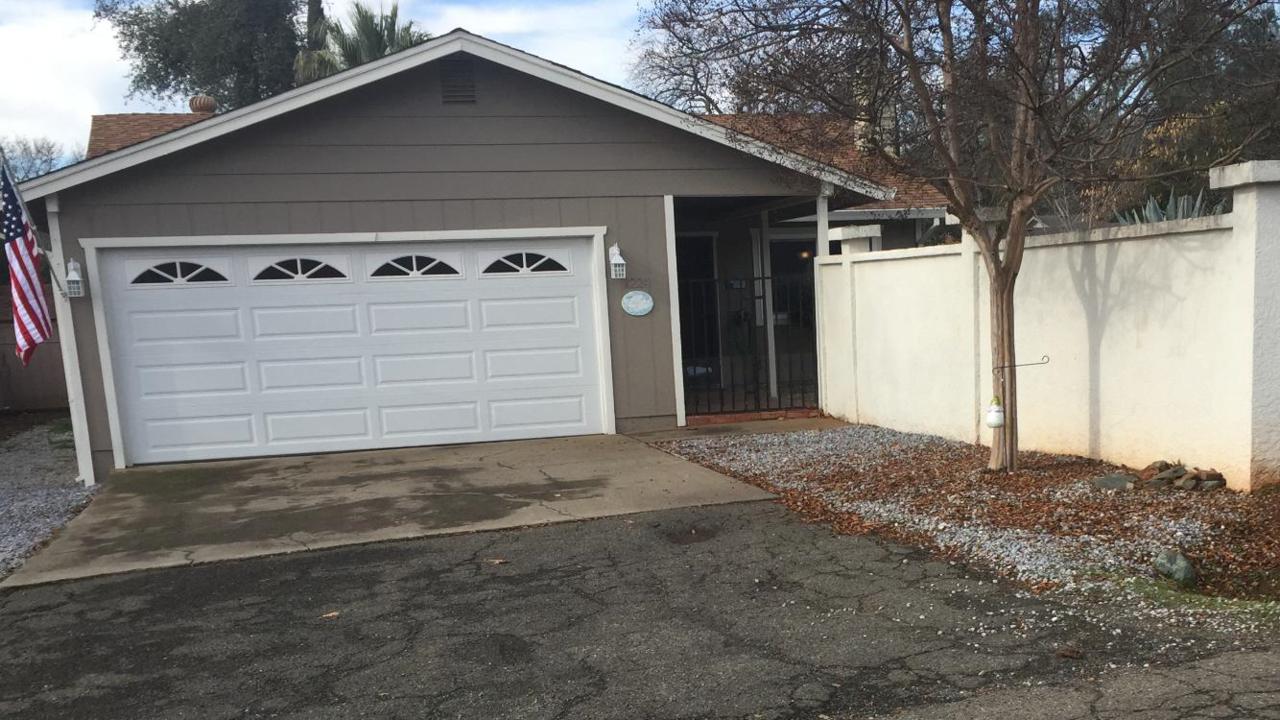 1224 Shasta Way - Photo 1