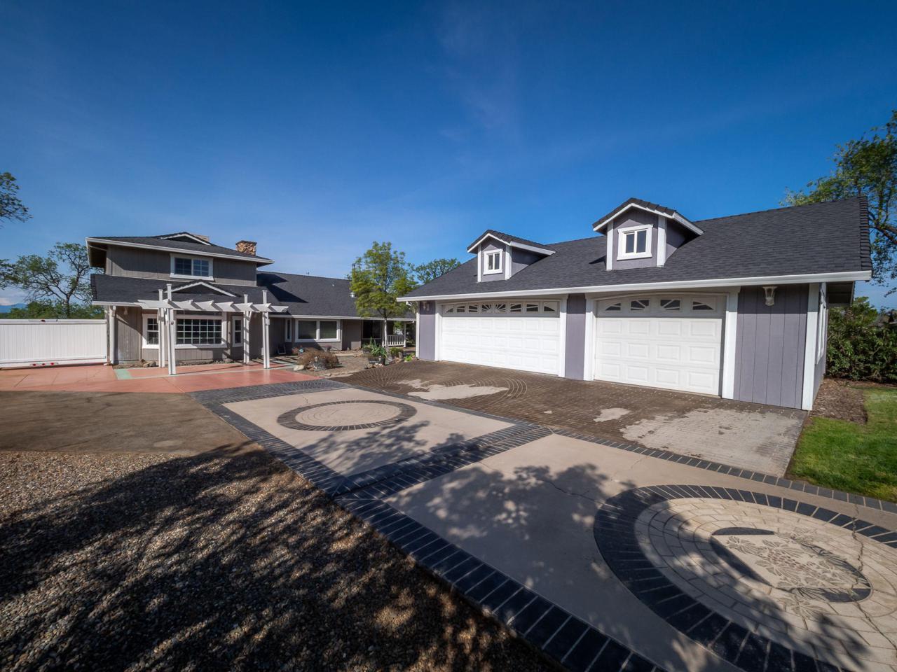 22624 River View - Photo 1