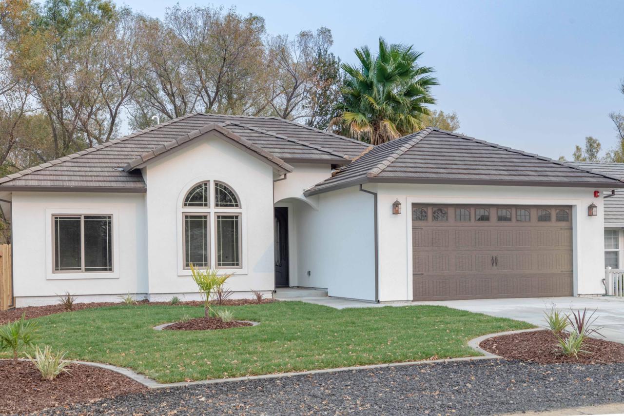 8664 Landmark Cir - Photo 1