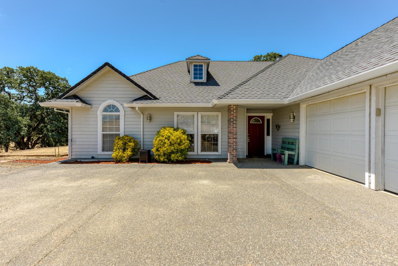 17740 State Highway 36 - Photo 1