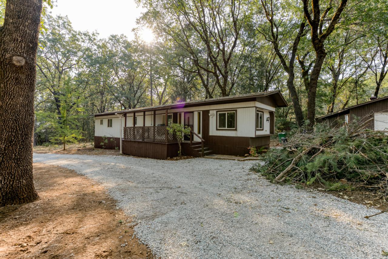 18129 Bob Kat Ln - Photo 1