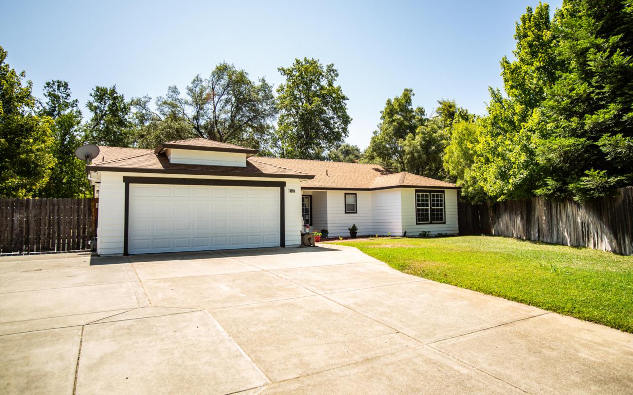 4399 Agnes May Dr - Photo 1