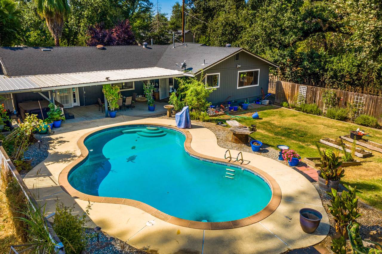 5845 Bell Rd - Photo 1