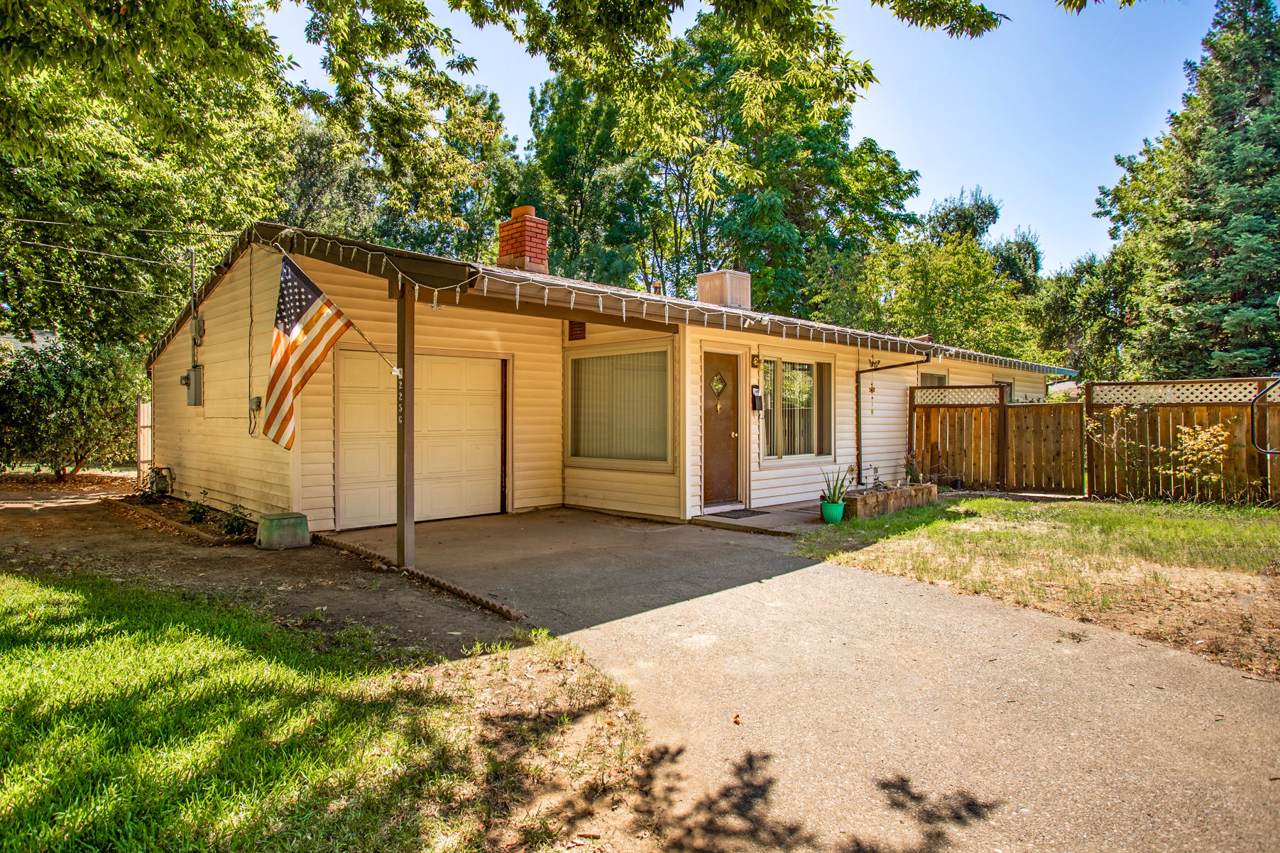 2256 Washington Ave - Photo 1