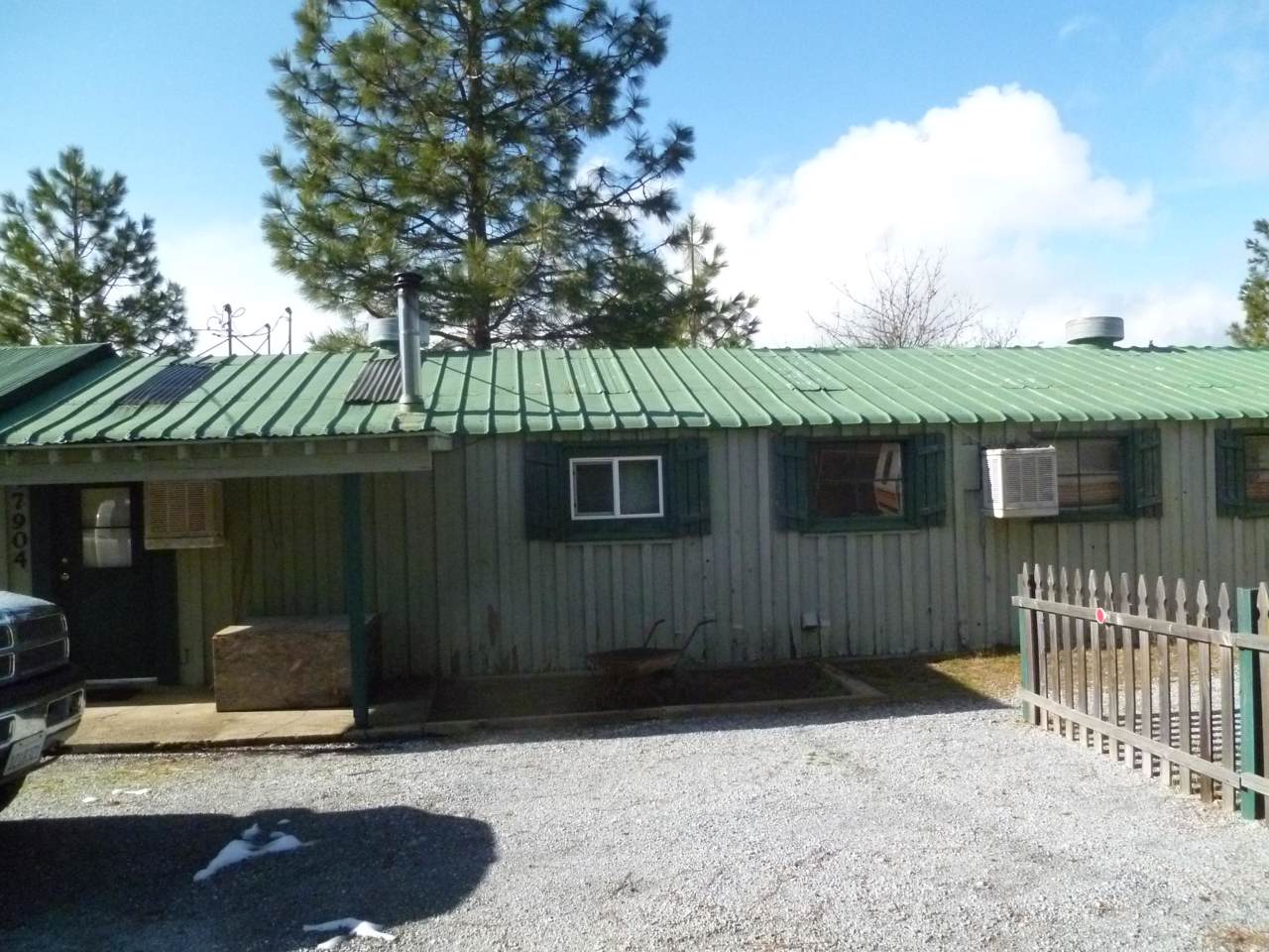 7902 Airport Way - Photo 1