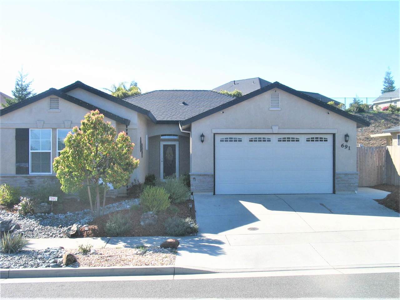 691 Mill Valley Pkwy - Photo 1