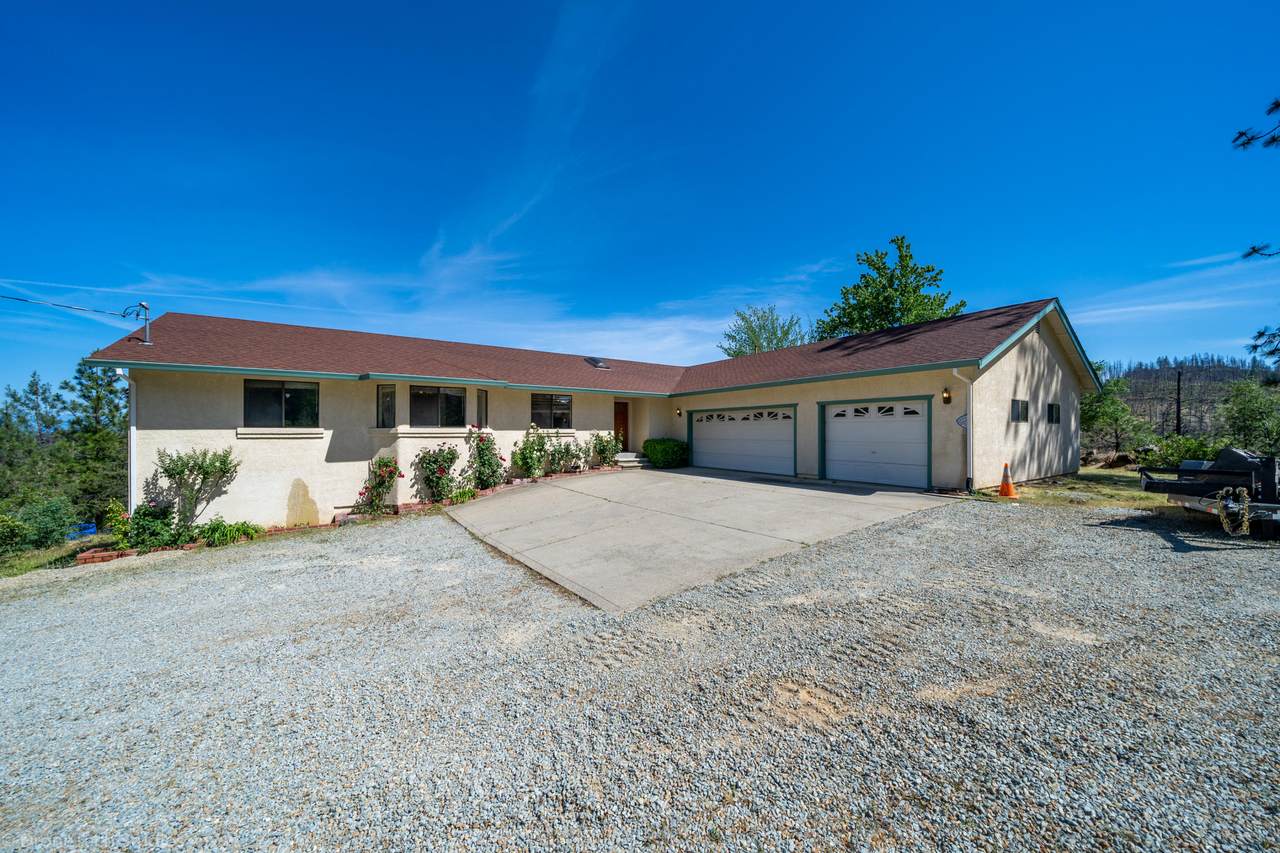 15759 Rock Creek Rd - Photo 1