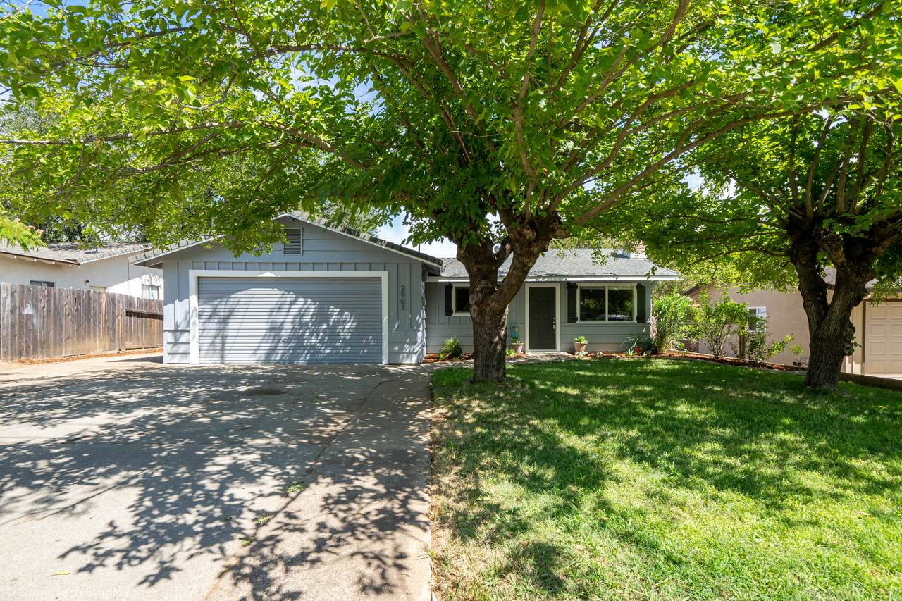 2907 Robert Ct - Photo 1
