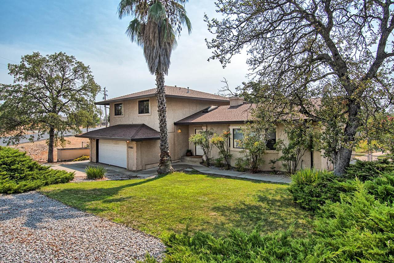 19883 Freshwater Dr - Photo 1