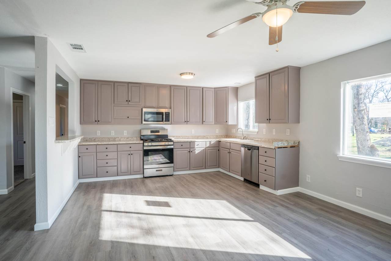 18564 Old Oasis Rd - Photo 1