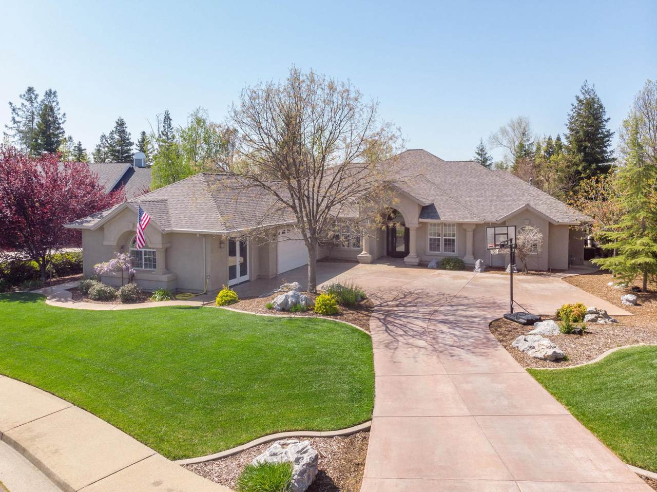 2230 Hope Ln - Photo 1
