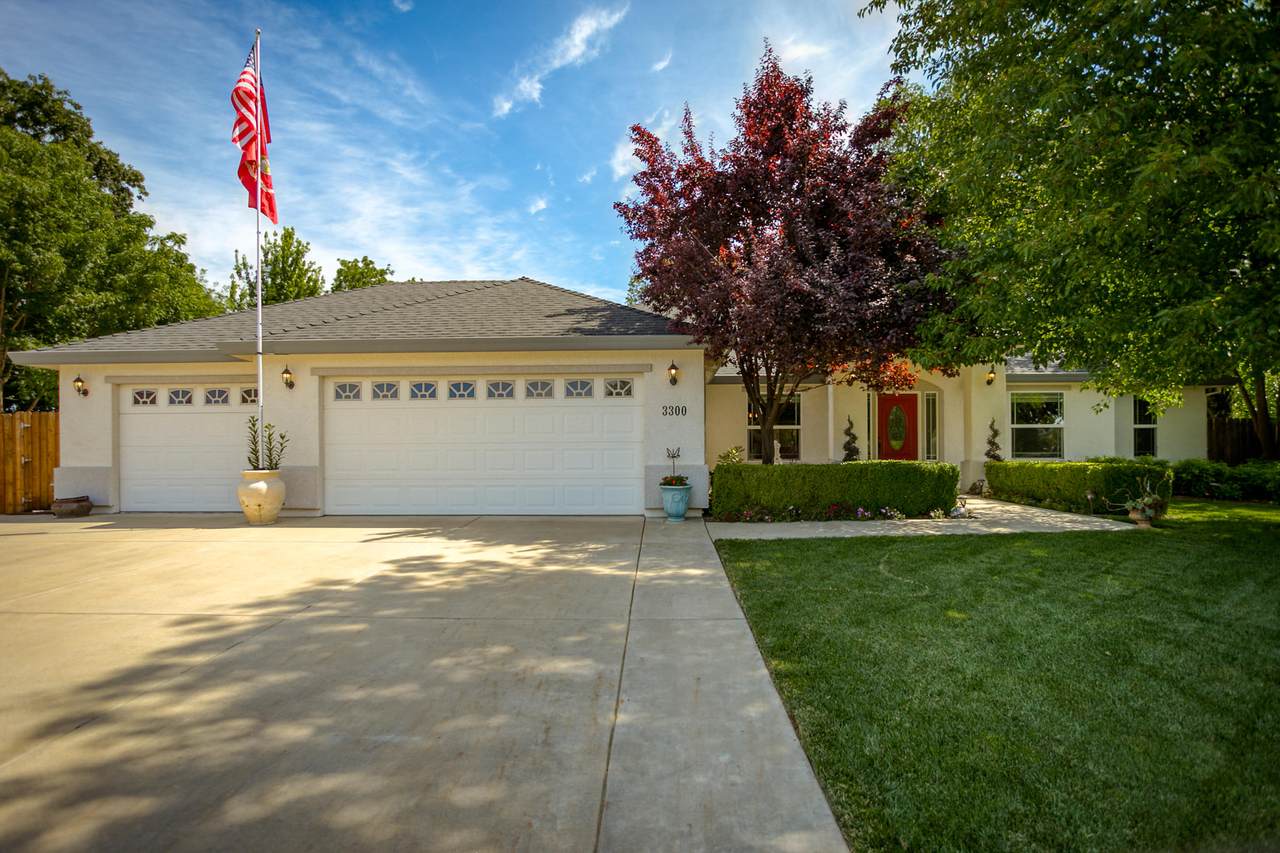 3300 Miramar Way - Photo 1