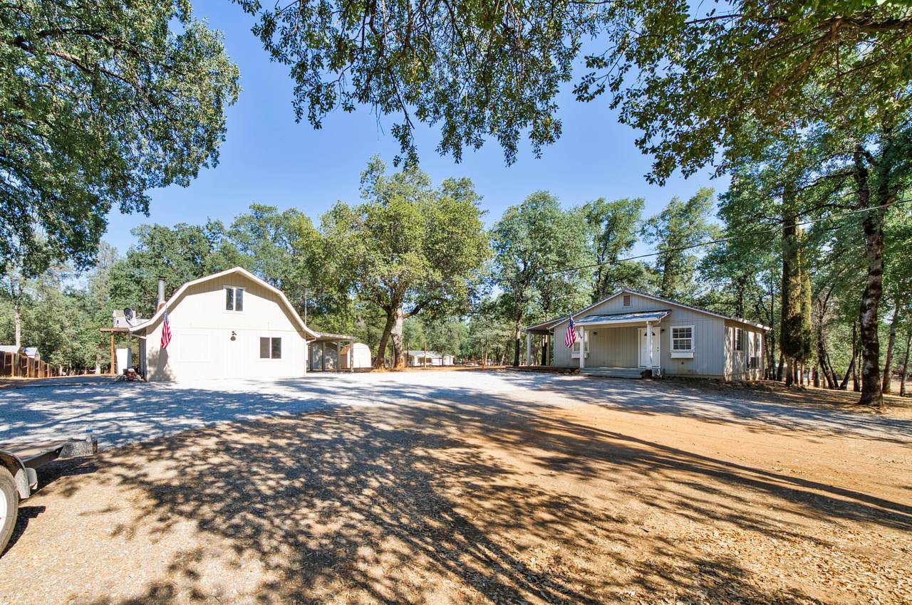 13911 Blue Ridge Dr - Photo 1