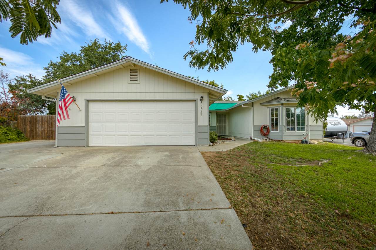 2336 Starlight Blvd - Photo 1