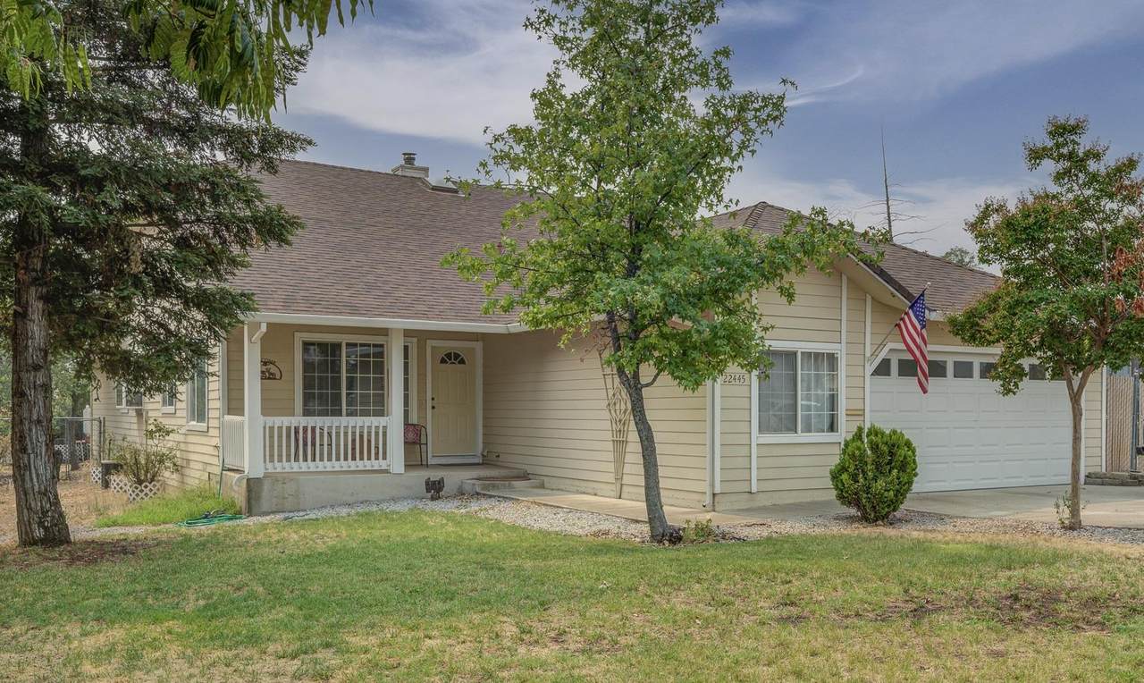 22445 River View Dr - Photo 1