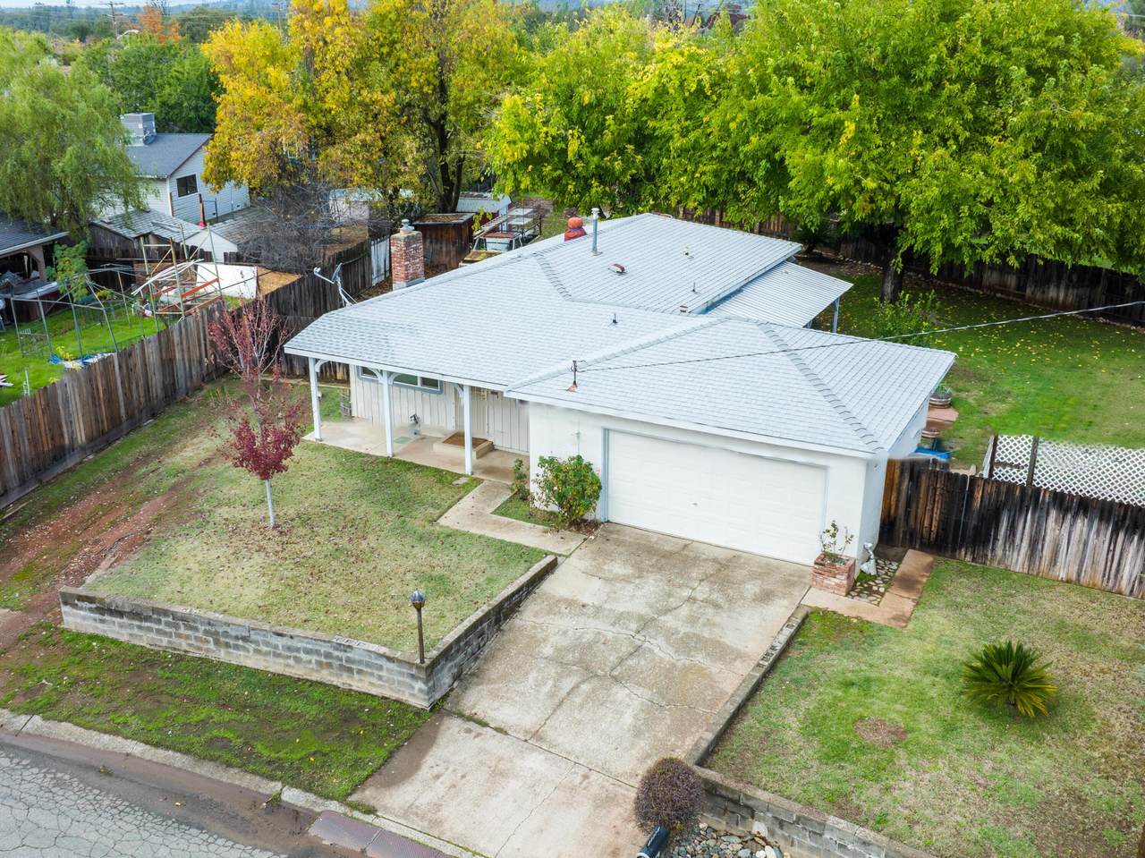 1222 Scenic Way - Photo 1