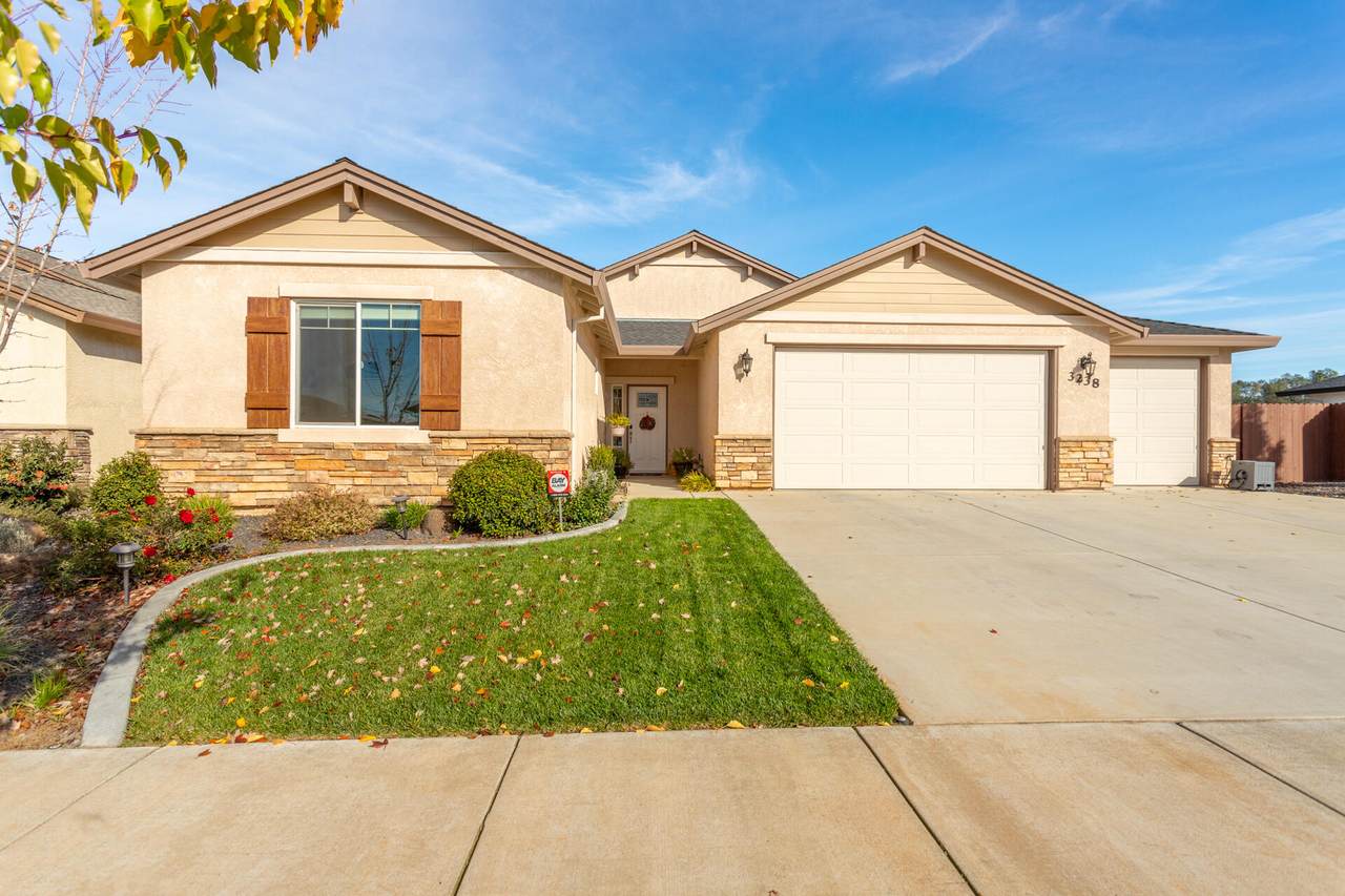 3238 Lemurian Rd - Photo 1