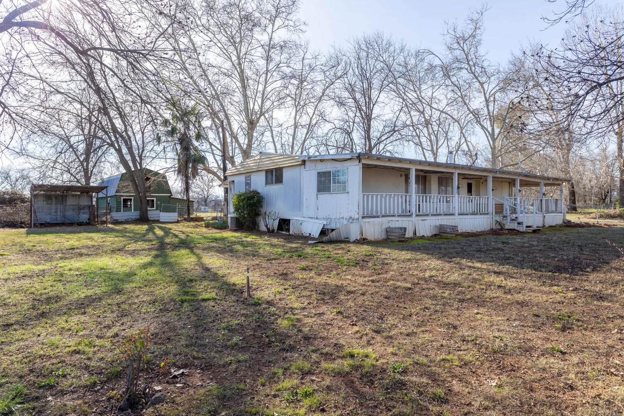 22551 Venzke Rd - Photo 1