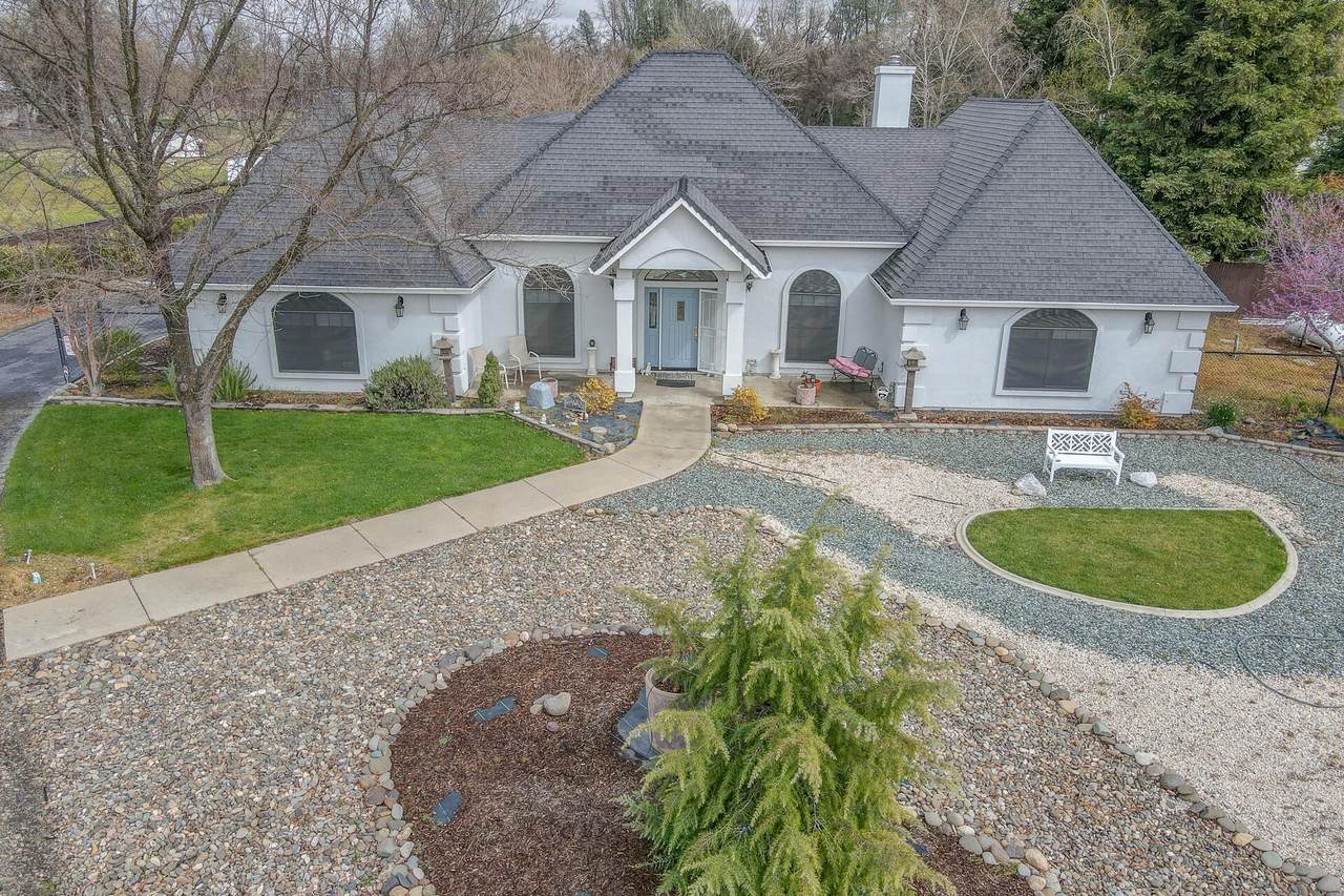 19200 Sebastian Ct - Photo 1