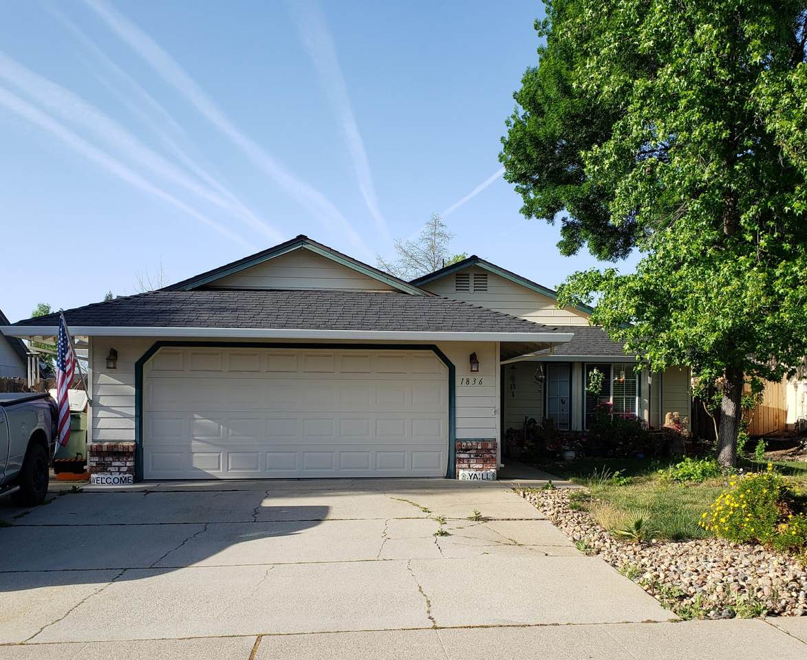 1836 Trumpet Dr - Photo 1