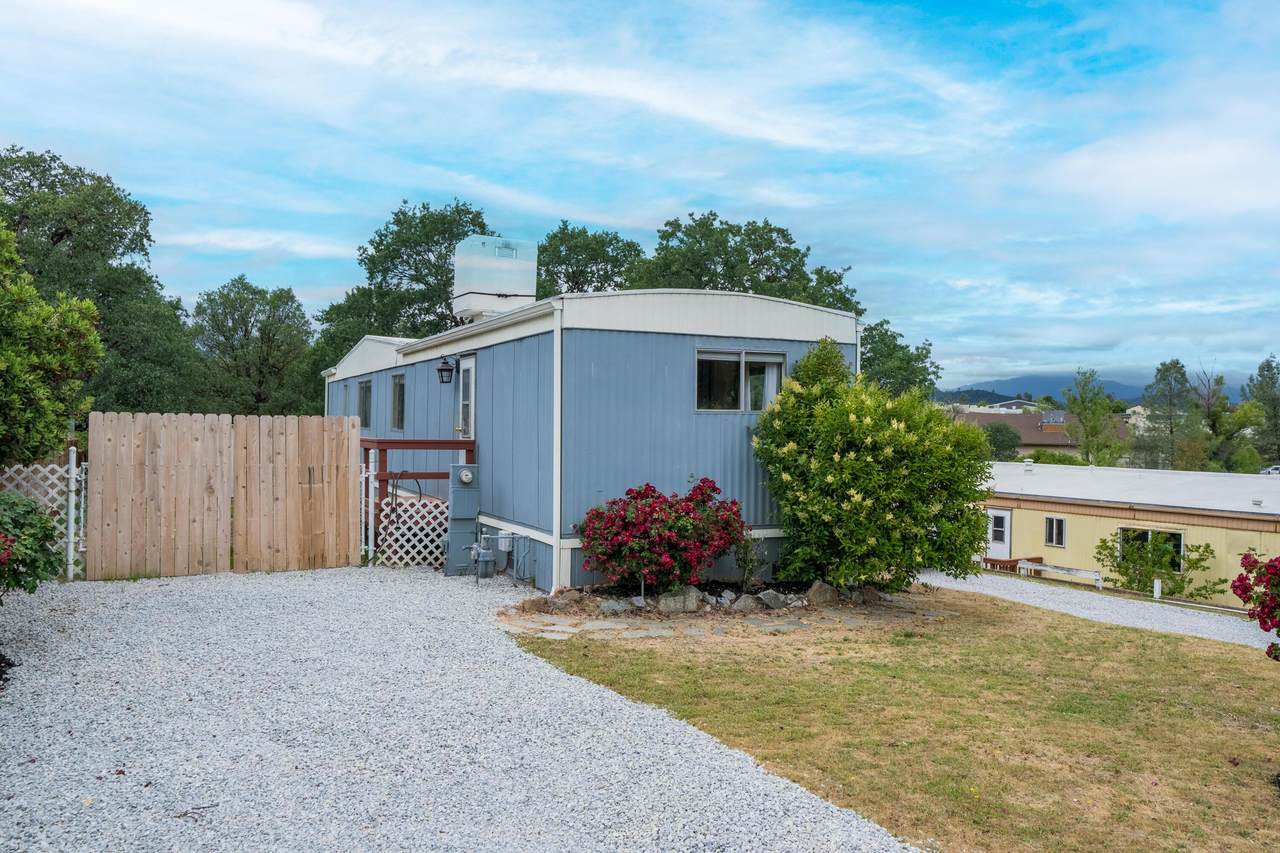 4758 White River Dr - Photo 1