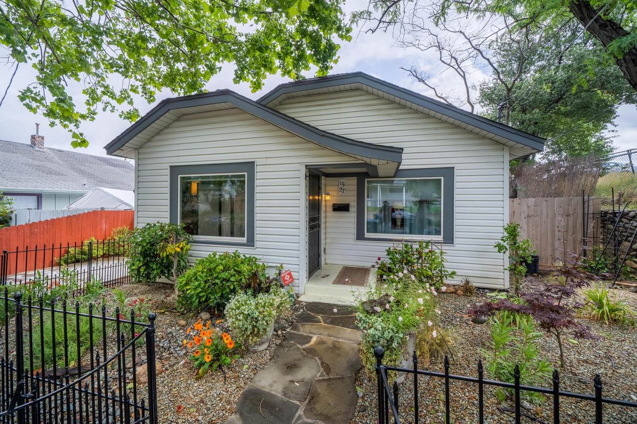 1527 Orange Ave - Photo 1