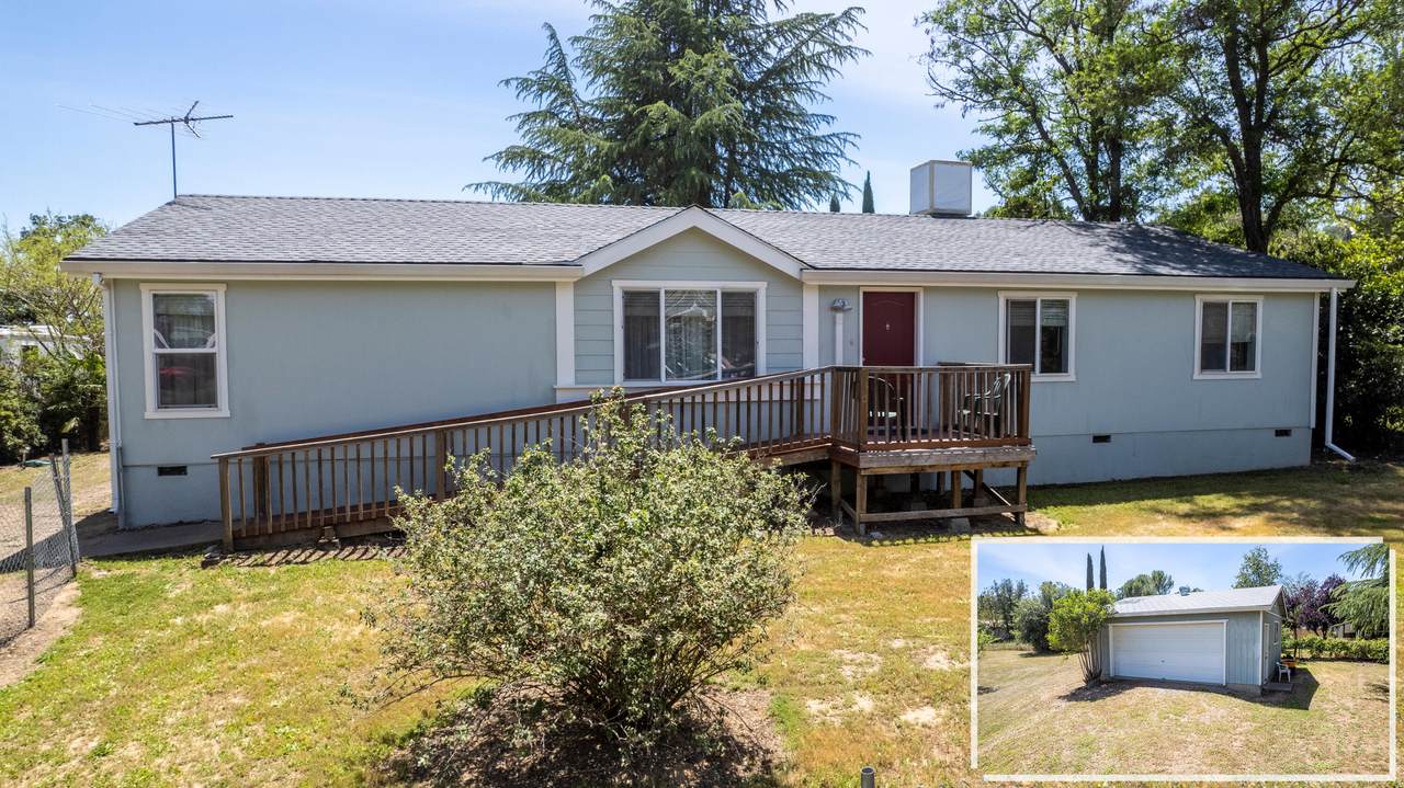 22087 Buena Vista Dr - Photo 1