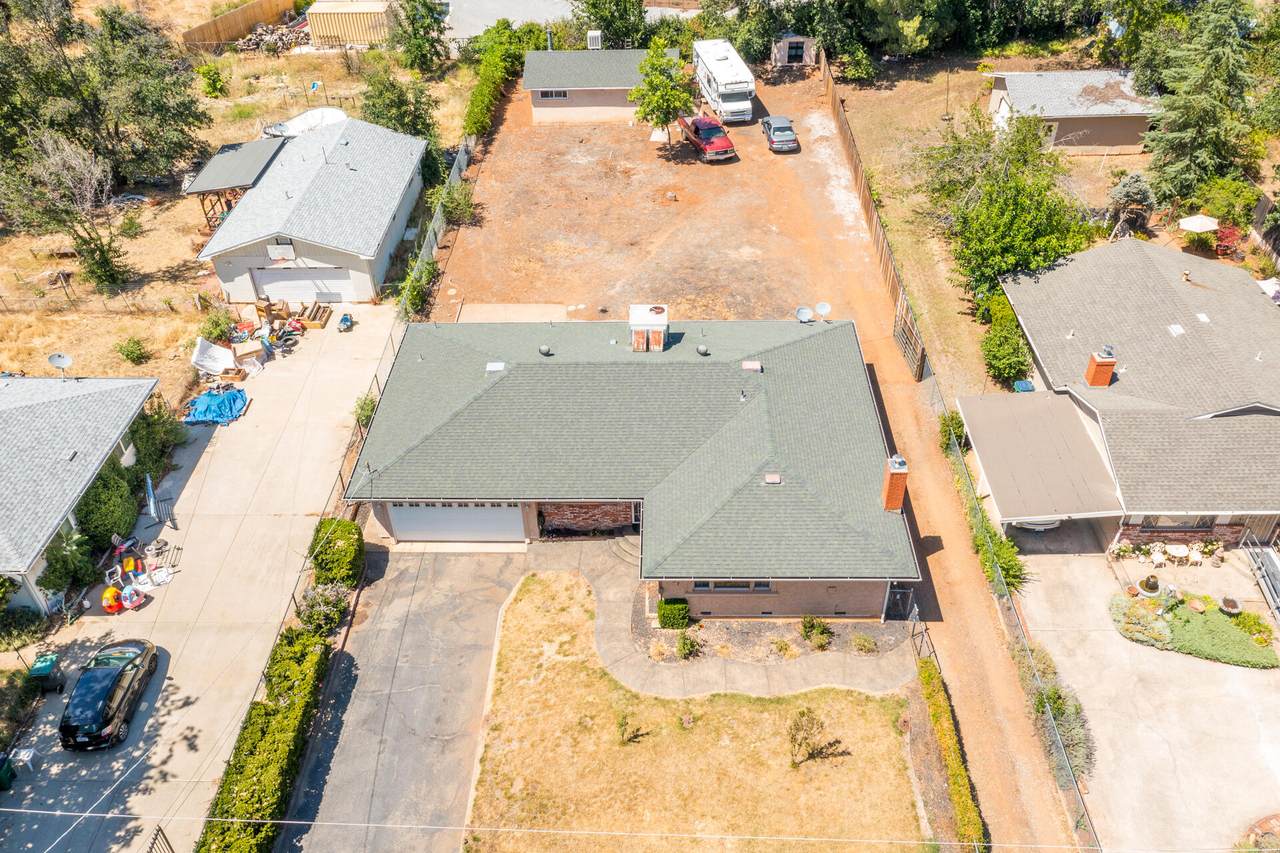 4737 Red Bluff St - Photo 1