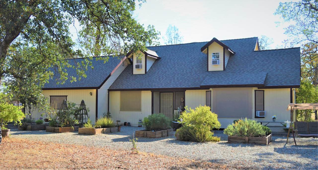 8807 Quail Valley Dr - Photo 1