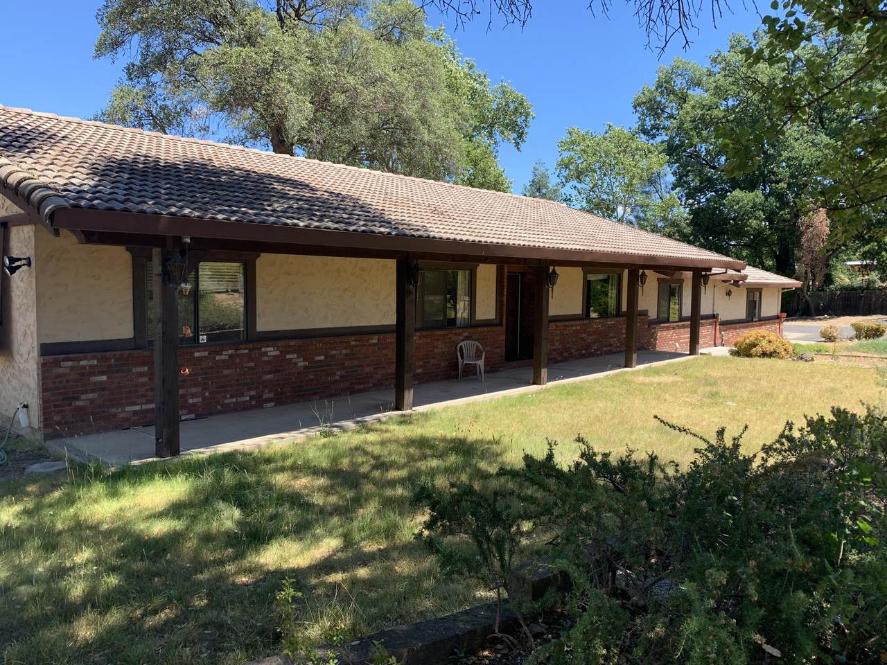 22432 Alaska Dr - Photo 1
