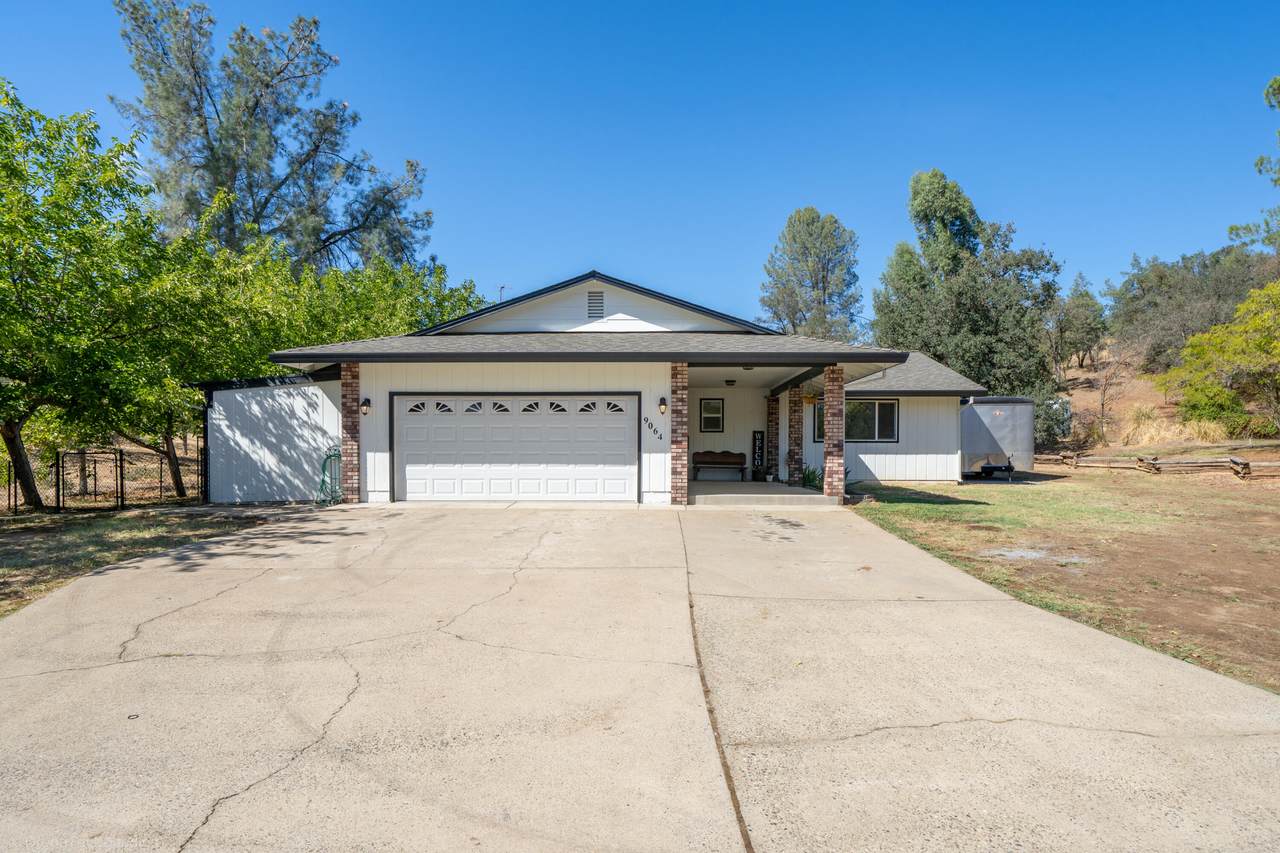 9064 Placer Rd - Photo 1