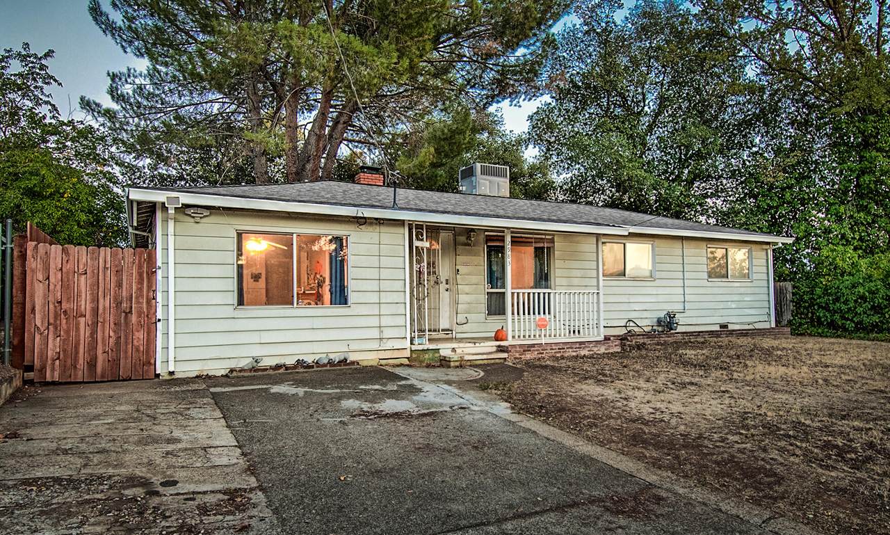 2983 Kenco Ave - Photo 1