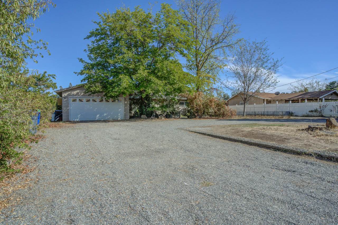 14082 Baker Rd - Photo 1