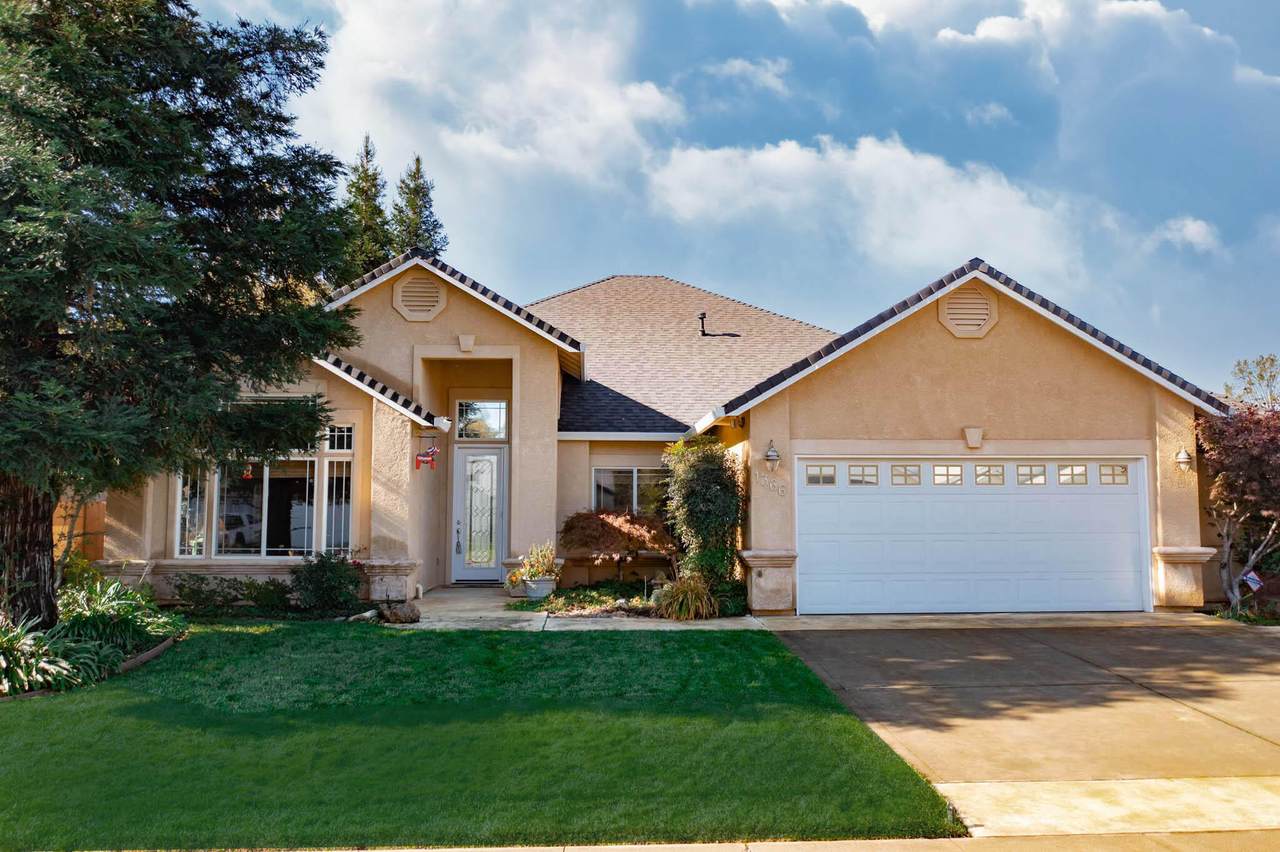 1366 Spanish Bay Dr - Photo 1