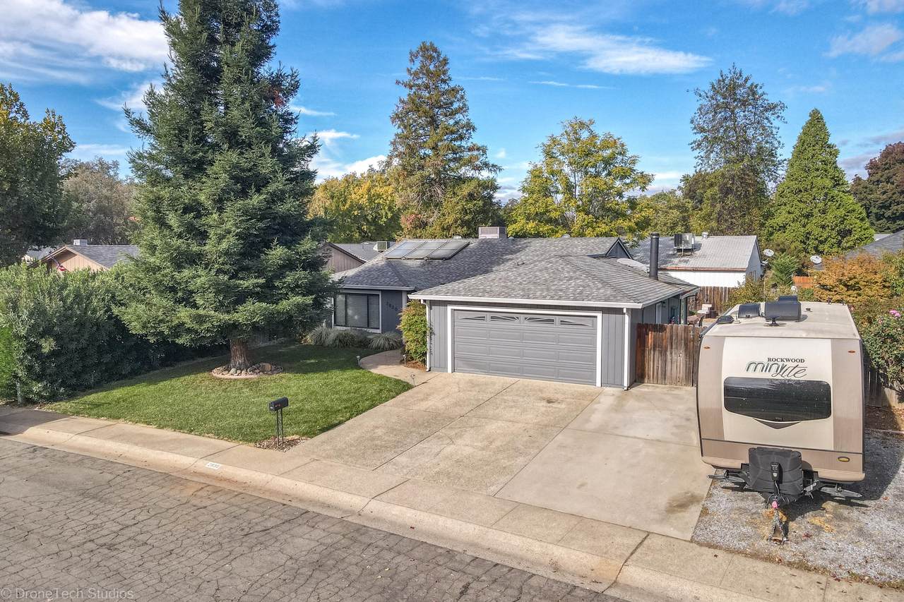 2830 Sandalwood St - Photo 1
