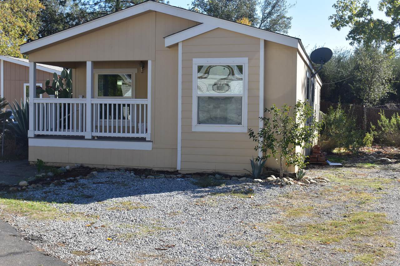 12125 Lake Blvd - Photo 1